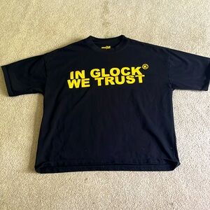 IN GLOCK WE TRUST, T-SHIRT